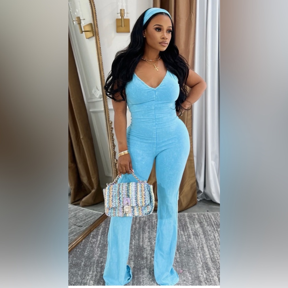 Elegant Sleeveless Light Blue Jumpsuit